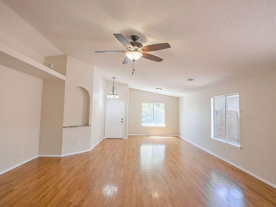 10256 Country Sage Dr NW, Albuquerque, NM 87114