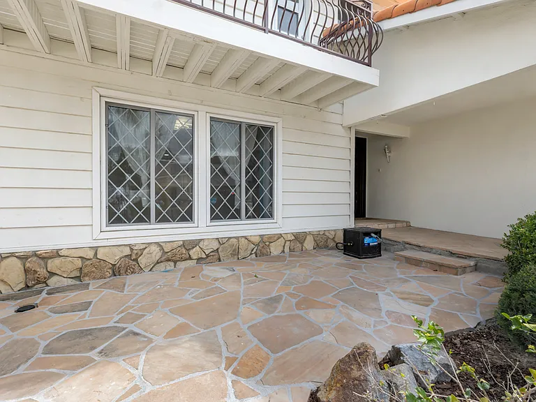 29486 Quail Run Dr — Photo 3