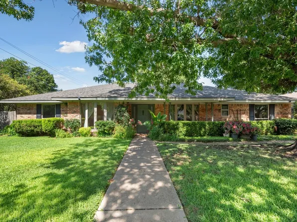 5200 Wentworth St, Fort Worth, TX 76132