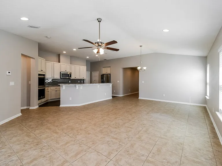 76802 Timbercreek Blvd — Photo 3