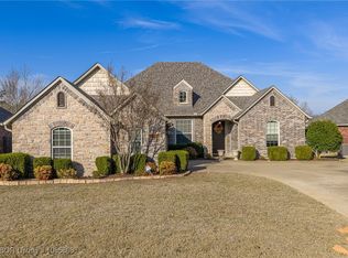 8017 Bridgewood Ln, Fort Smith, AR 72916