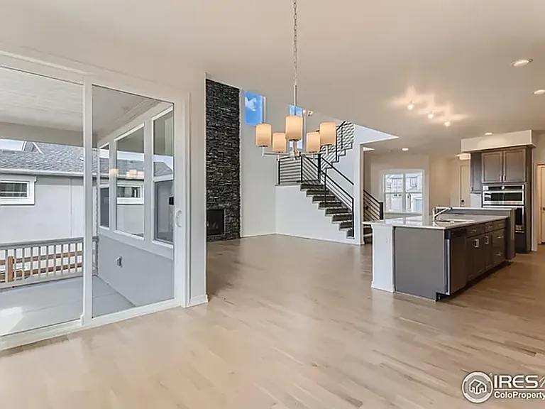 6440 Rolling Creek Dr — Photo 31