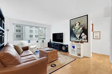 Rented by Cooper & Cooper Real Estate