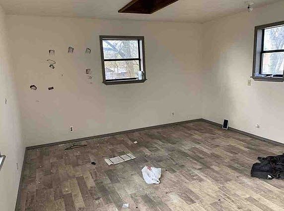 3rd image of 506 E Post Ave