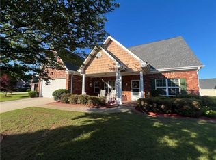 617 Berta Ct, Loganville, GA 30052