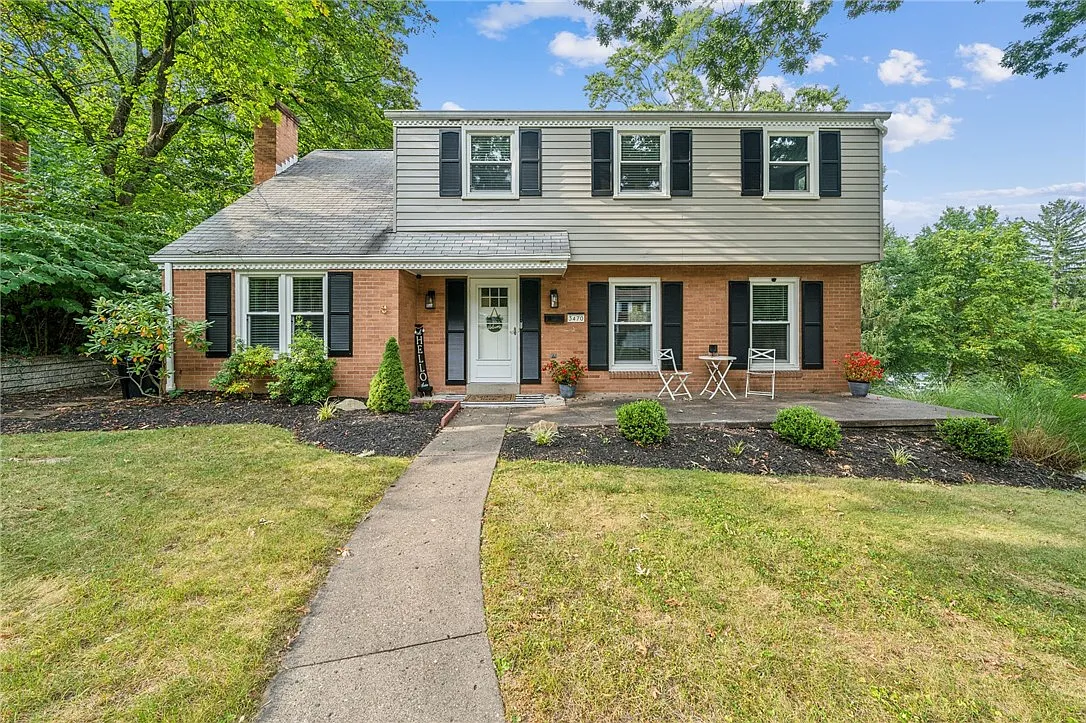 3470 Forest Rd photo 1