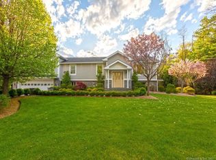 60 Poppys Ln, Pawling, NY 12564