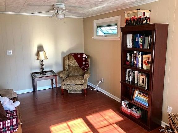 4th image of 386 Wendel Ave