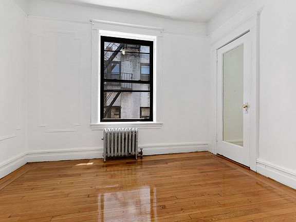 5th image of 30 Linden Blvd #E6