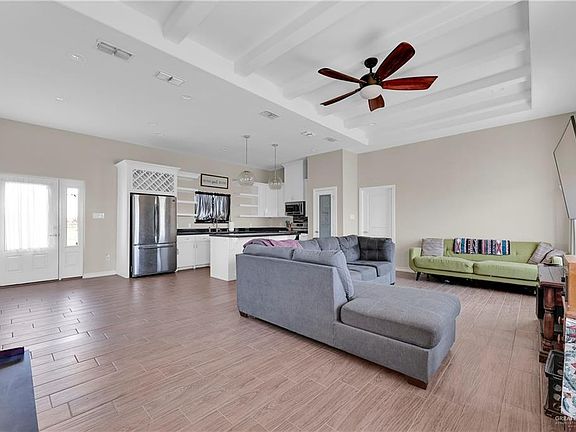 4th image of 9502 Viznaga Dr