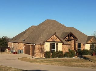 10615 Baucum Rd, Waxahachie, TX 75167