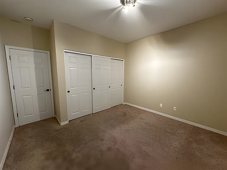 725 Asilo — Photo 16