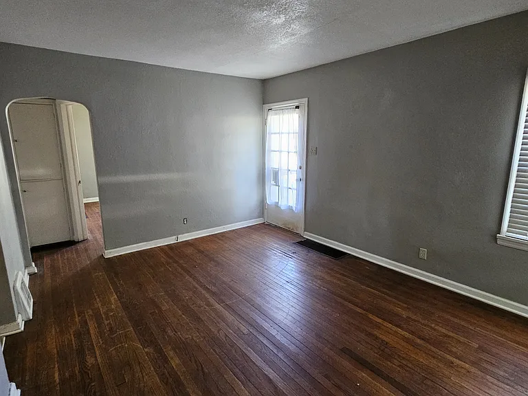 836 SW Frazier Ave — Photo 6