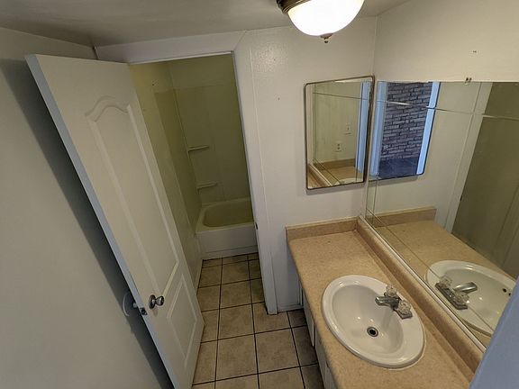 5th image of 2681 S Virginia Dr #31