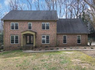 104 E Shallowstone Rd, Greer, SC 29650