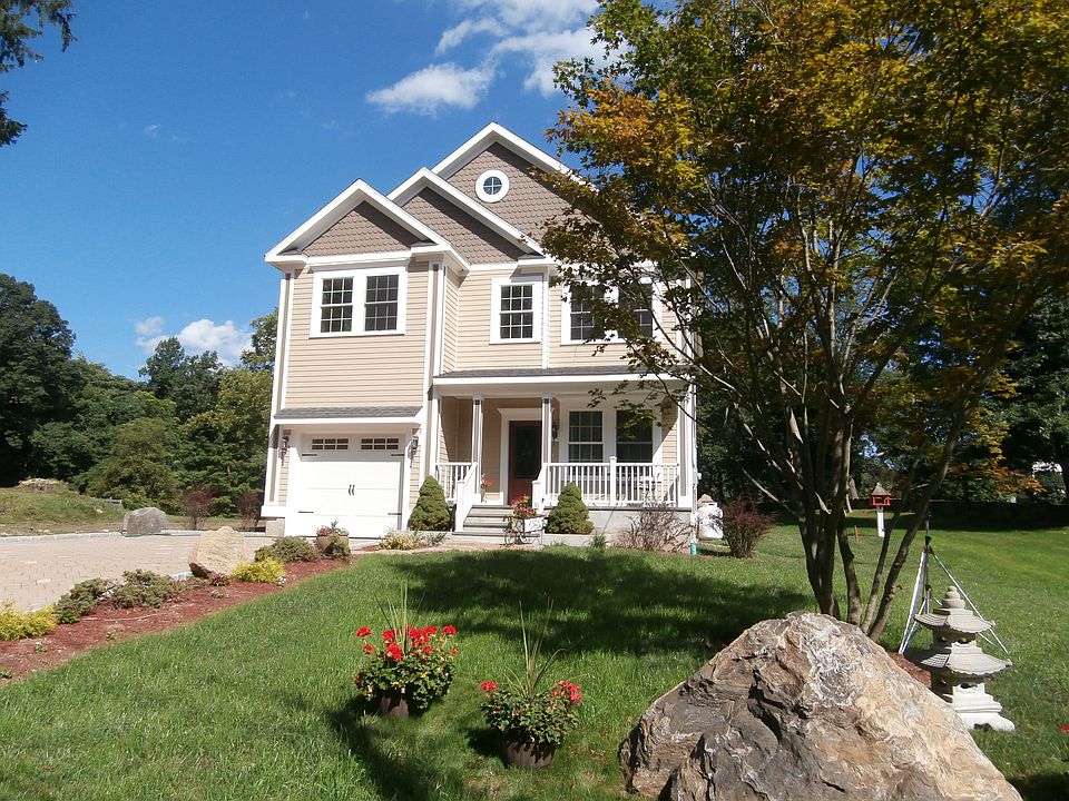 1st image of 1016 Hall Ave