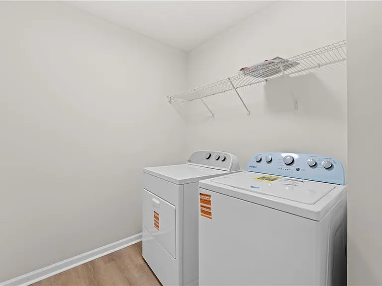 1058 Treymont Ln — Photo 30