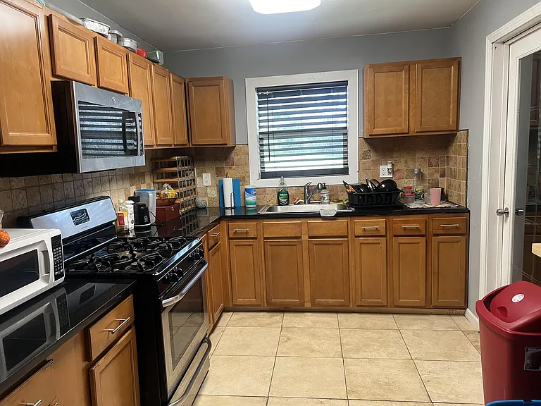 Sarah M Harden Dr SW — Photo 8