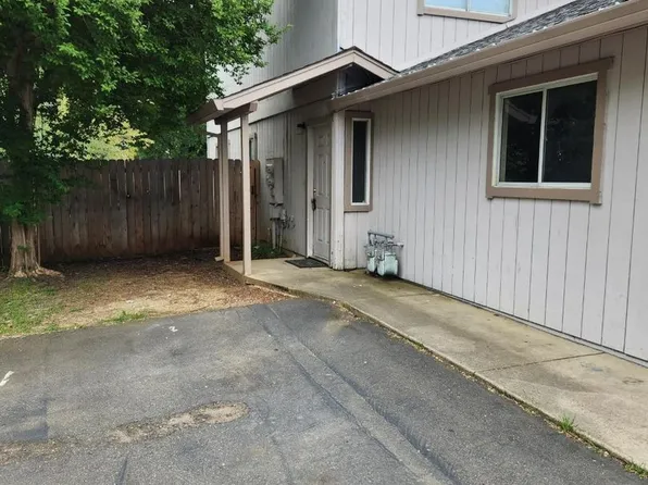 2339 Ferry St, Anderson, CA 96007