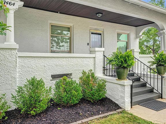 5th image of 7464 Warner Ave