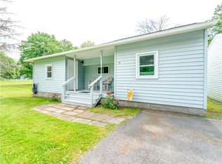 400 Dunham Rd, Waterloo, NY 13165