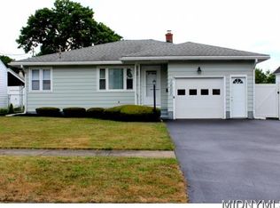 1805 Crouse St, Utica, NY 13501