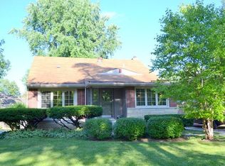 1345 Sherwood Rd, Highland Park, IL 60035