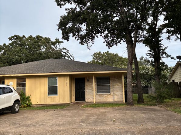 1004 Navarro Dr #1004