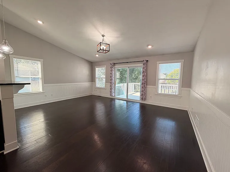 1627 Hamlet Dr SE — Photo 15