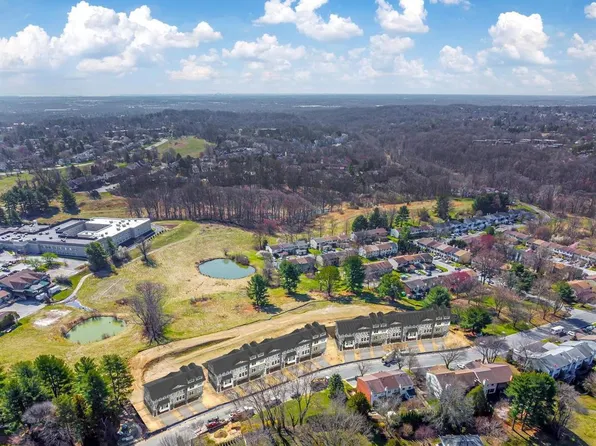 4795 Hogan Dr, Wilmington, DE 19808