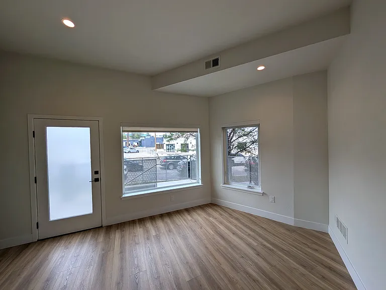 3033 N Speer Blvd #3 — Photo 16