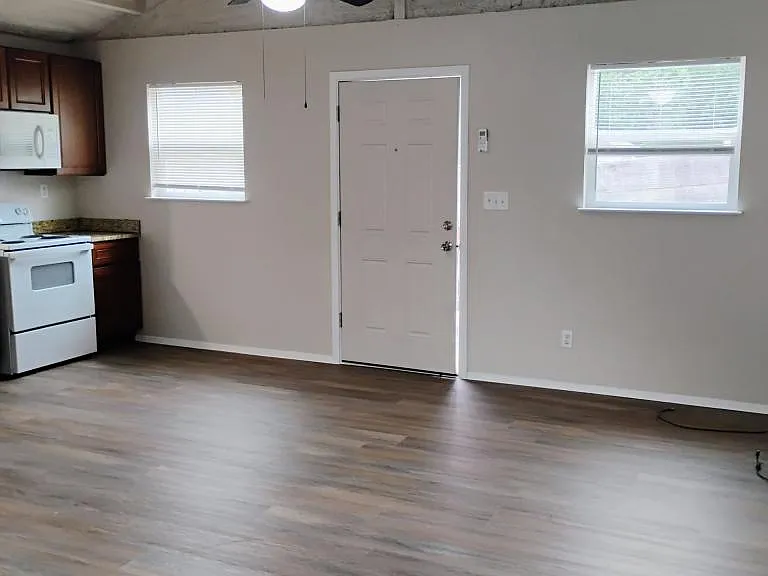 12198 Farm To Market Rd #730-N — Photo 3
