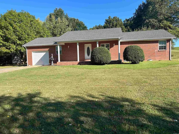 285 W North St, Piggott, AR 72454