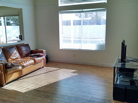 2nd image of 8337 Pendragon Cir