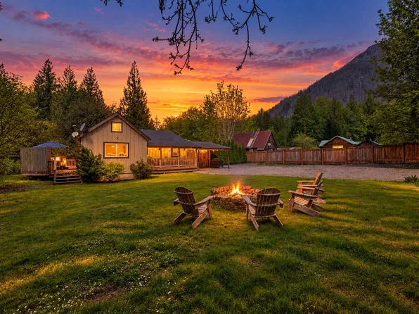 14616 681st Avenue NE, Baring, WA 98224