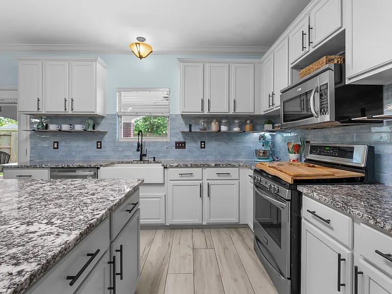 4506 Noble Ct — Photo 33