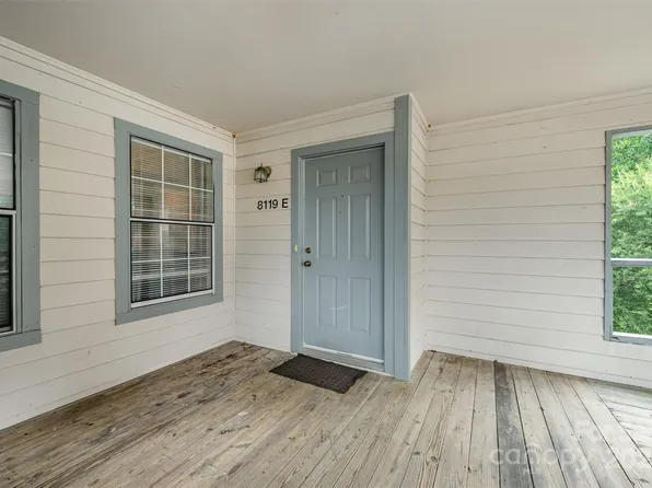 8119 Tremaine Ct APT E, Charlotte, NC 28227