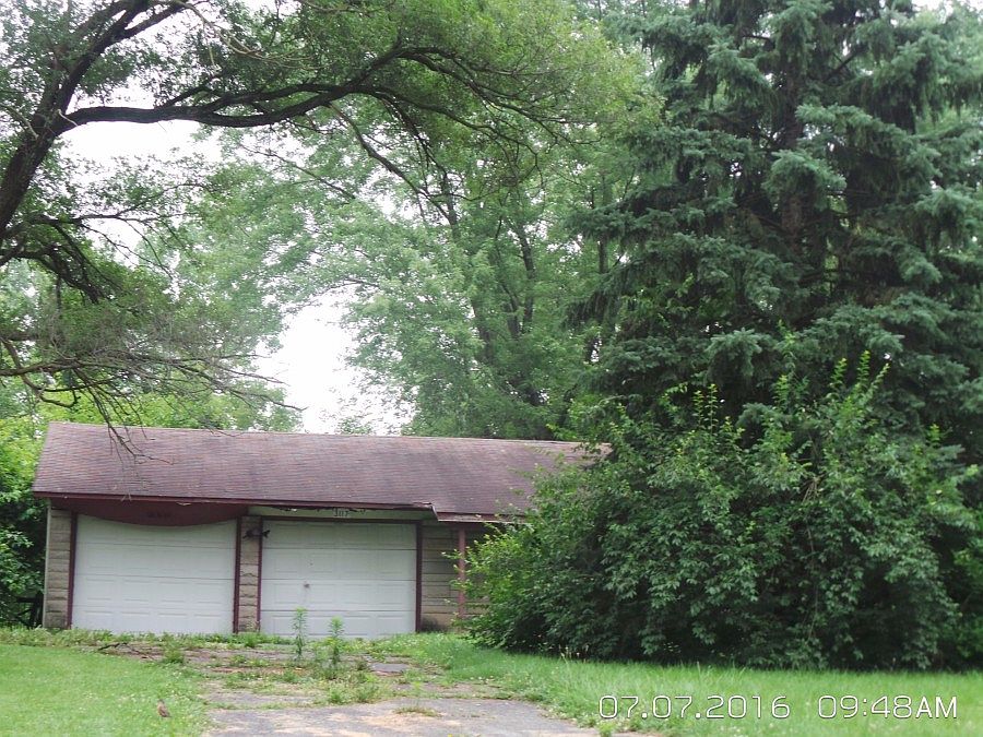 1st image of 3117 N Richardt Ave