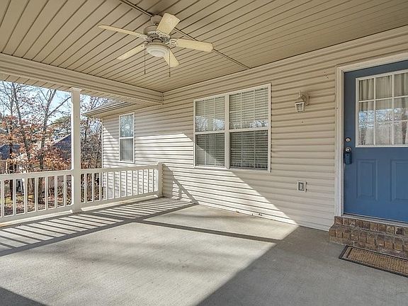 2nd image of 2 Little Borough Cir
