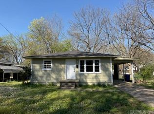 1415 Watkins St, Conway, AR 72034