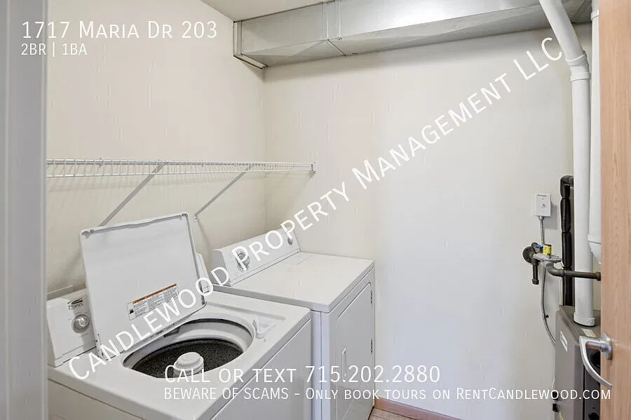 2 or 3 Bedroom Luxury Apartment Available Now! — Photo 4