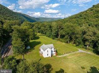 229 River Rd, Renovo, PA 17764
