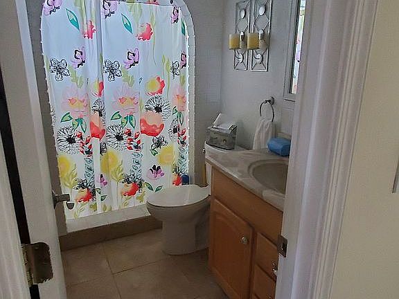 2nd image of 3275 SW 2nd St