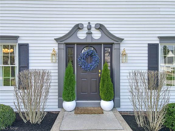 2nd image of 7653 Oxgate Ct