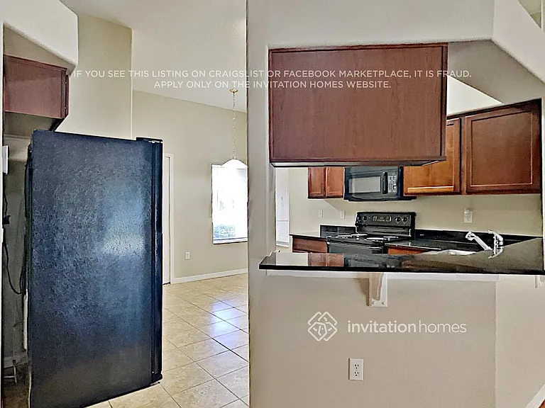3922 Rollingsford Cir — Photo 9