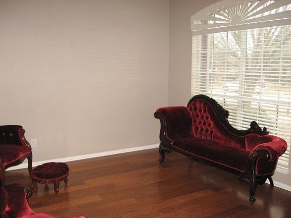 5th image of 2140 Garrison Dr