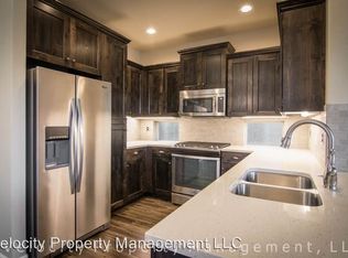 20768 Boulderfield Ave, Bend, OR 97701