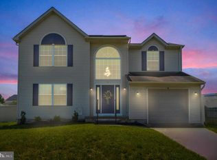 26 Vance Ave, Sicklerville, NJ 08081
