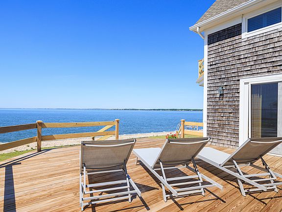 3rd image of 78 Peconic Ave