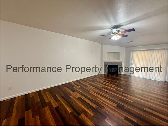 3rd image of 12607 Spoleto Ave